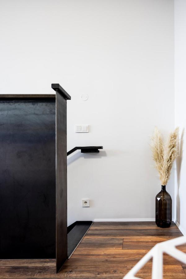 Apartamento Loft-Style Duplex With Balcony In Downtown Reikiavik Exterior foto