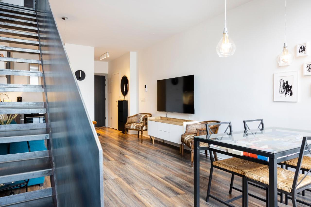 Apartamento Loft-Style Duplex With Balcony In Downtown Reikiavik Exterior foto